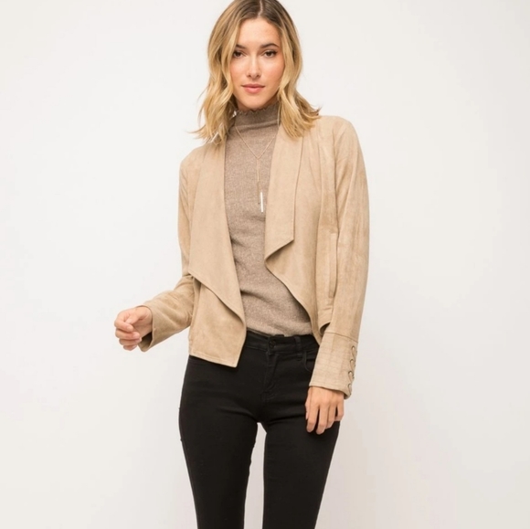 NWT Taupe Faux Suede Jacket by Mystree Brand - Picture 2 of 4